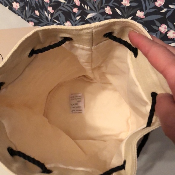 Chanel canvas drawstring makeup bucket bag - Picture 13 of 16